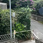 Welcome Riviera Primavera 1a Vista Mare- Spazioso E Comodo Appartamento-2 Bagni-wifi-aria Condizionata In Ogni Stanza-garage A Pagamento 15 Euro Al Giorno Appartamento Rapallo