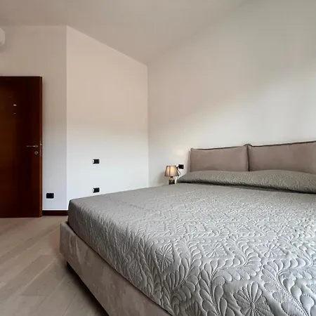 Apartamento Welcome Riviera Primavera 1a Vista Mare- Spazioso E Comodo Appartamento-2 Bagni-wifi-aria Condizionata In Ogni Stanza-garage A Pagamento 15 Euro Al Giorno