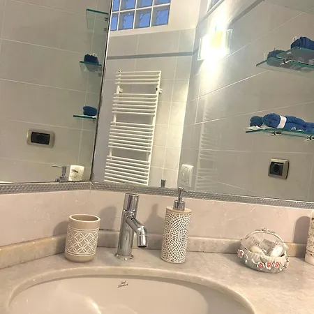 Lejlighed Welcome Riviera-primavera 1a- Vista Mare- Spazioso E Comodo Appartamento-2 Bagni-wifi-aria Condizionata In Ogni Stanza-garage A Pagamento 15 Euro Al Giorno