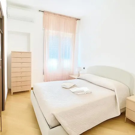 Welcome Riviera-primavera 1a- Vista Mare- Spazioso E Comodo Appartamento-2 Bagni-wifi-aria Condizionata In Ogni Stanza-garage A Pagamento 15 Euro Al Giorno Lejlighed