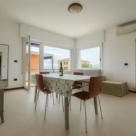 Lejlighed Welcome Riviera-primavera 1a- Vista Mare- Spazioso E Comodo Appartamento-2 Bagni-wifi-aria Condizionata In Ogni Stanza-garage A Pagamento 15 Euro Al Giorno *