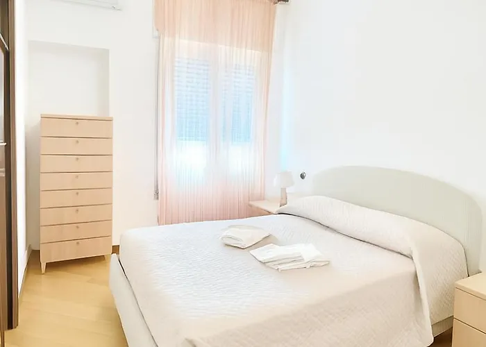 Welcome Riviera-primavera 1a- Vista Mare- Spazioso E Comodo Appartamento-2 Bagni-wifi-aria Condizionata In Ogni Stanza-garage A Pagamento 15 Euro Al Giorno Apartamento